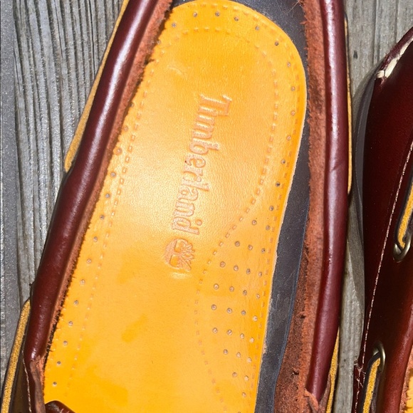 NWOT Timberlands Classic Brown Leather Boat Shoes main image 3